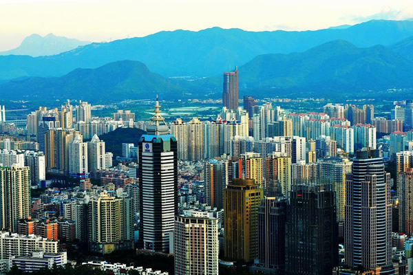 一图读懂深圳市人民政府关于智慧城市和数字政府建设意见